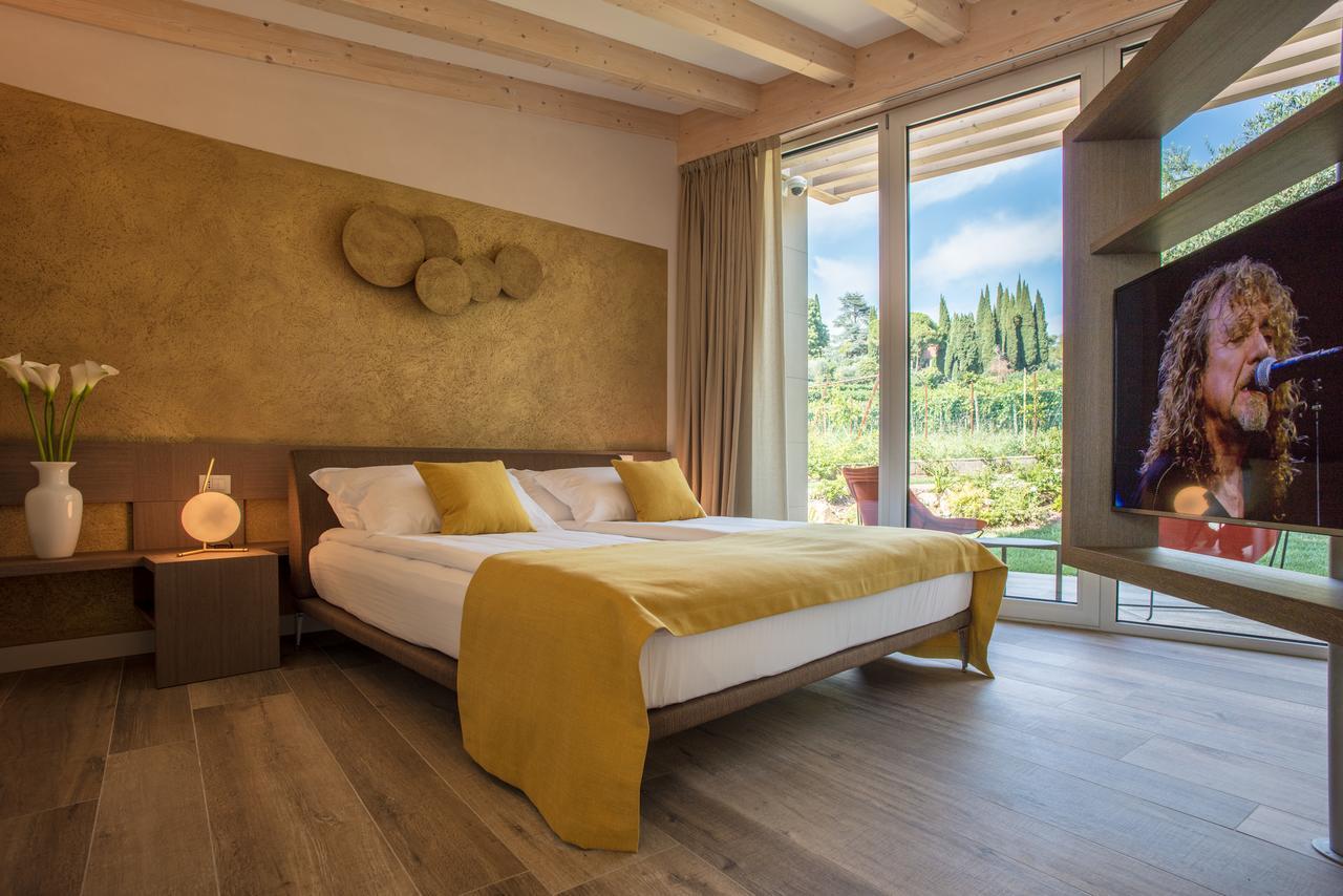 San Colombano Suites Bardolino Exterior photo